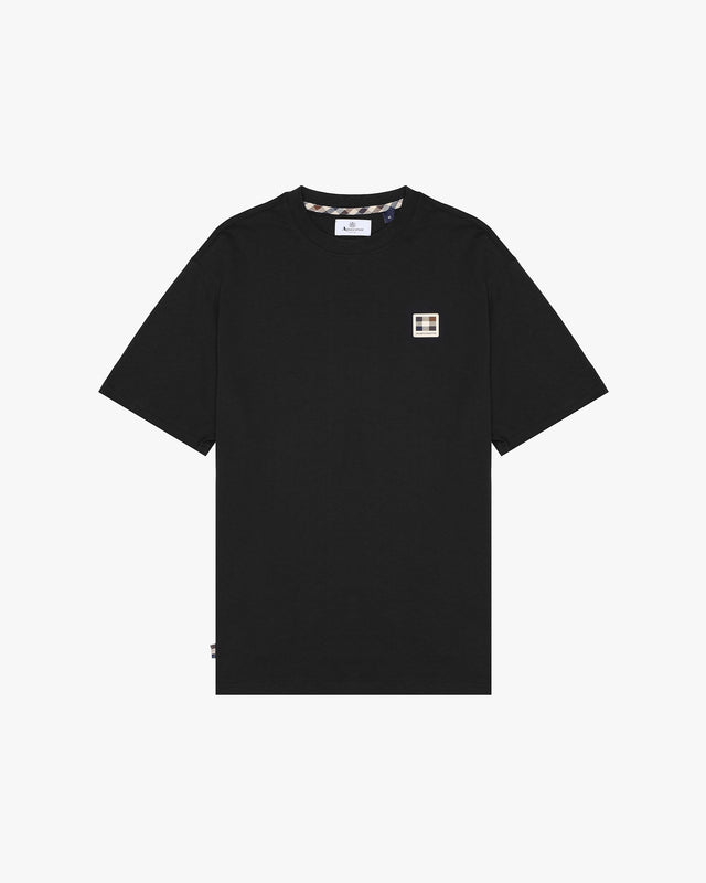 BADGE T-SHIRT
