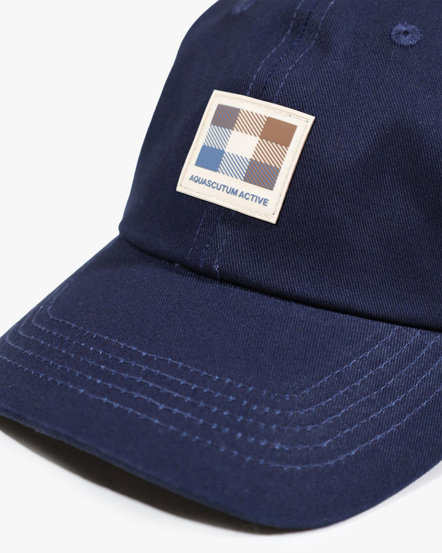 Aquascutum Active ICONIC RUBBER PATCH BASEBALL CAP