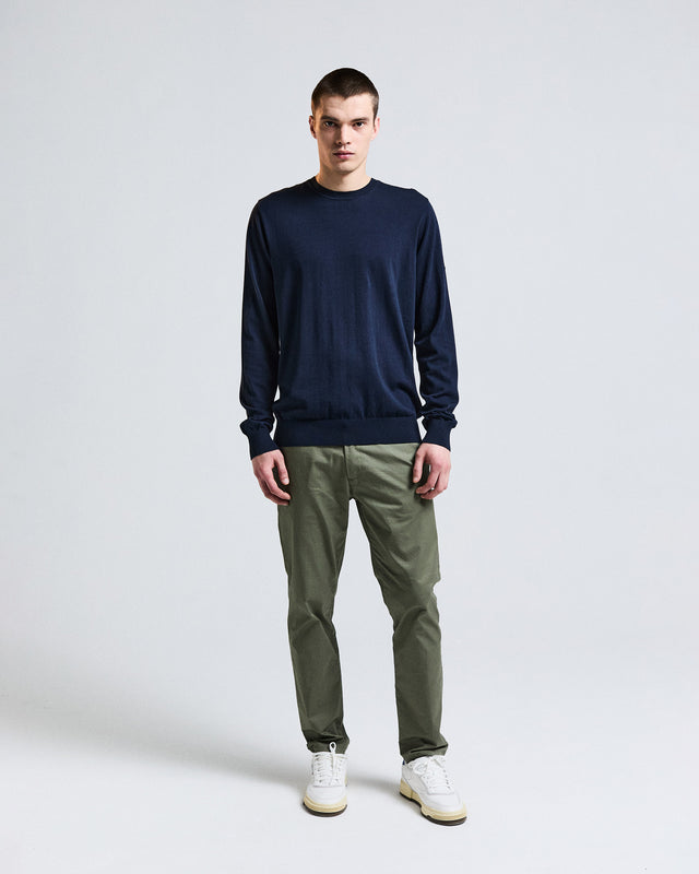 COTTON BADGE CREWNECK