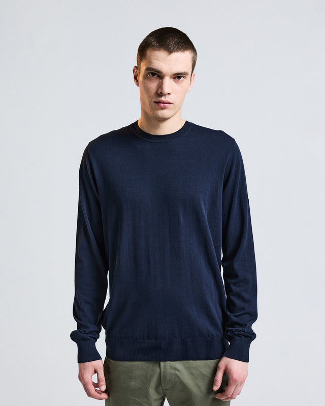 COTTON BADGE CREWNECK