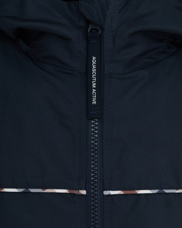 Aquascutum Active DIAMOND WAVE BADGE TRACK TOP