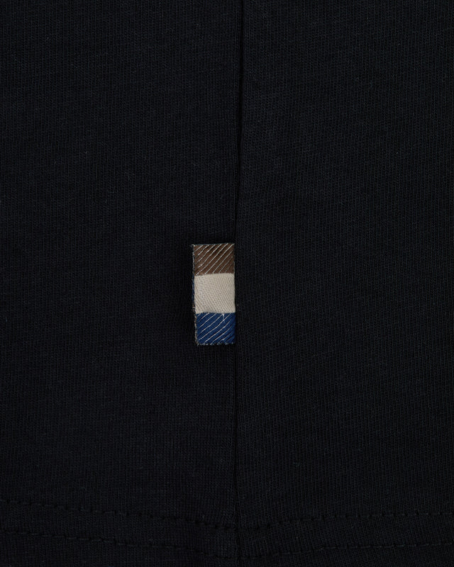 Aquascutum Active CENTRAL SMALL LOGO T-SHIRT