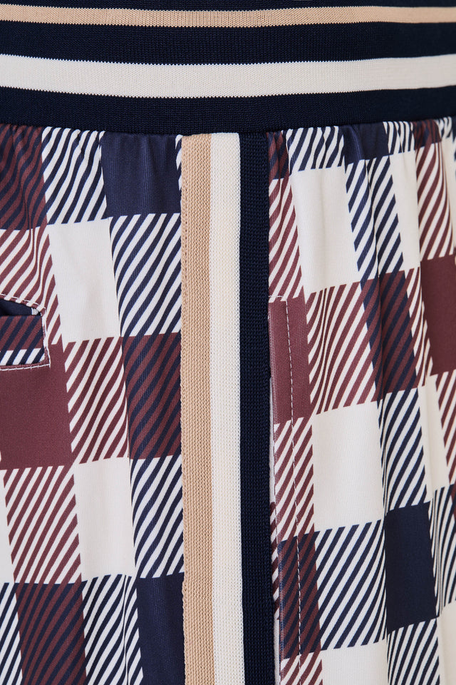 PERFORMANCE TRACK PANT