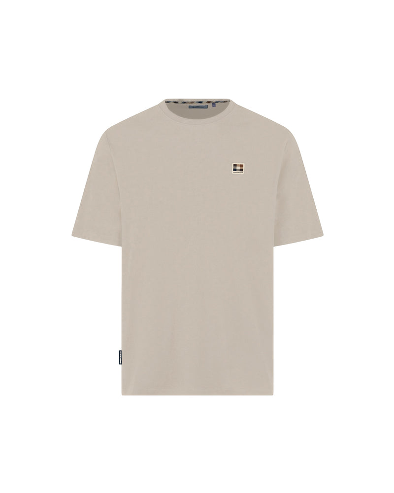 BADGE T-SHIRT