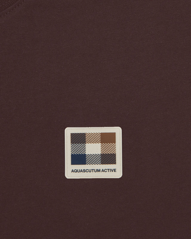 BADGE T-SHIRT