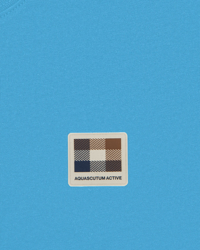 BADGE T-SHIRT