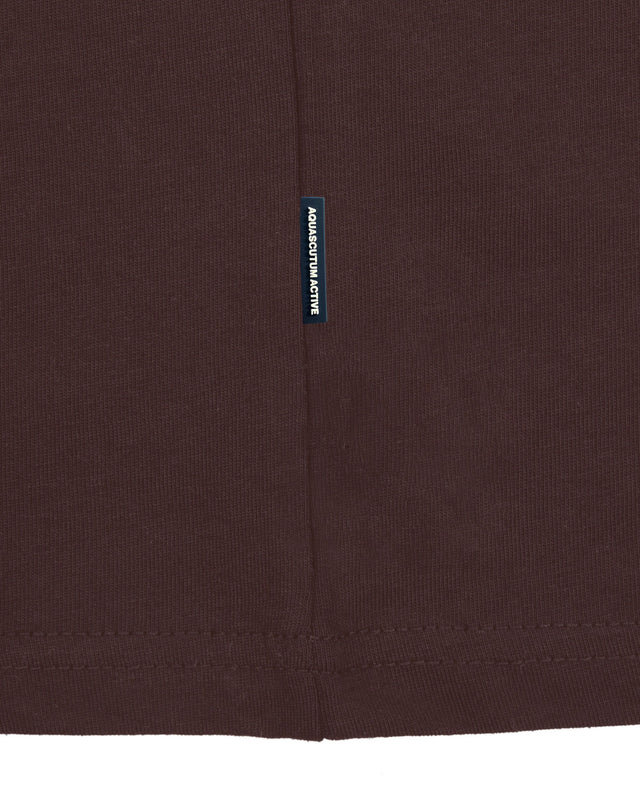 BADGE T-SHIRT
