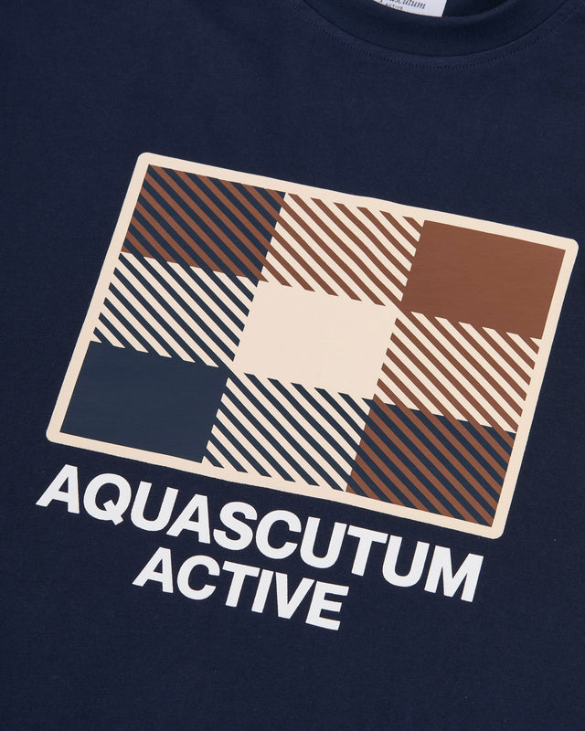 BADGE GRAPHIC T-SHIRT