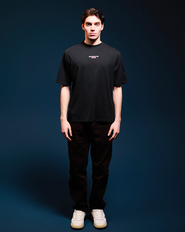 BACK GRAPHIC T-SHIRT